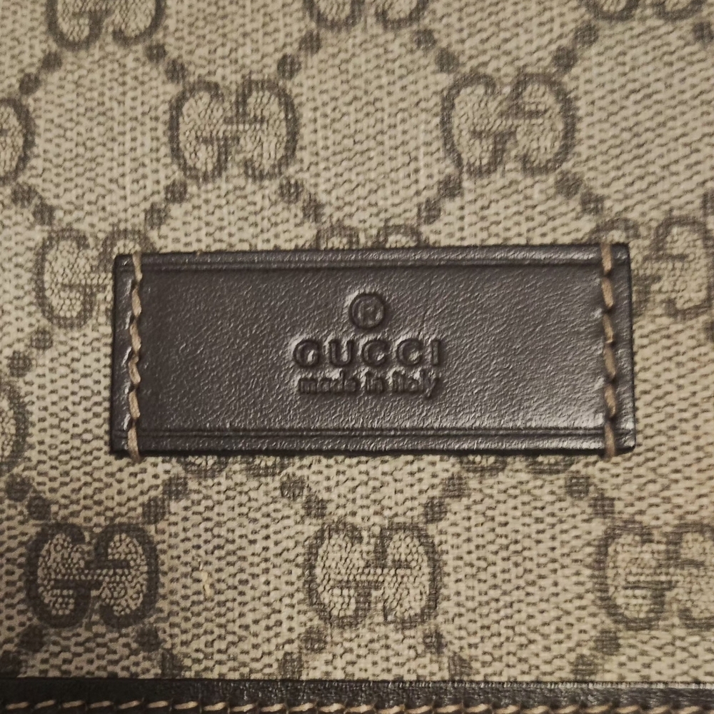 GUCCI "GG" Messager Project Bag.. ISO SOME TLC!! - Picture 2 of 11